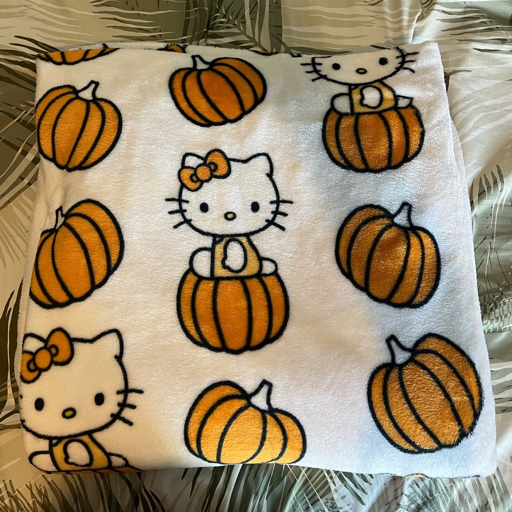 Hello Kitty Pumpkin Patch Throw Faux Blanket